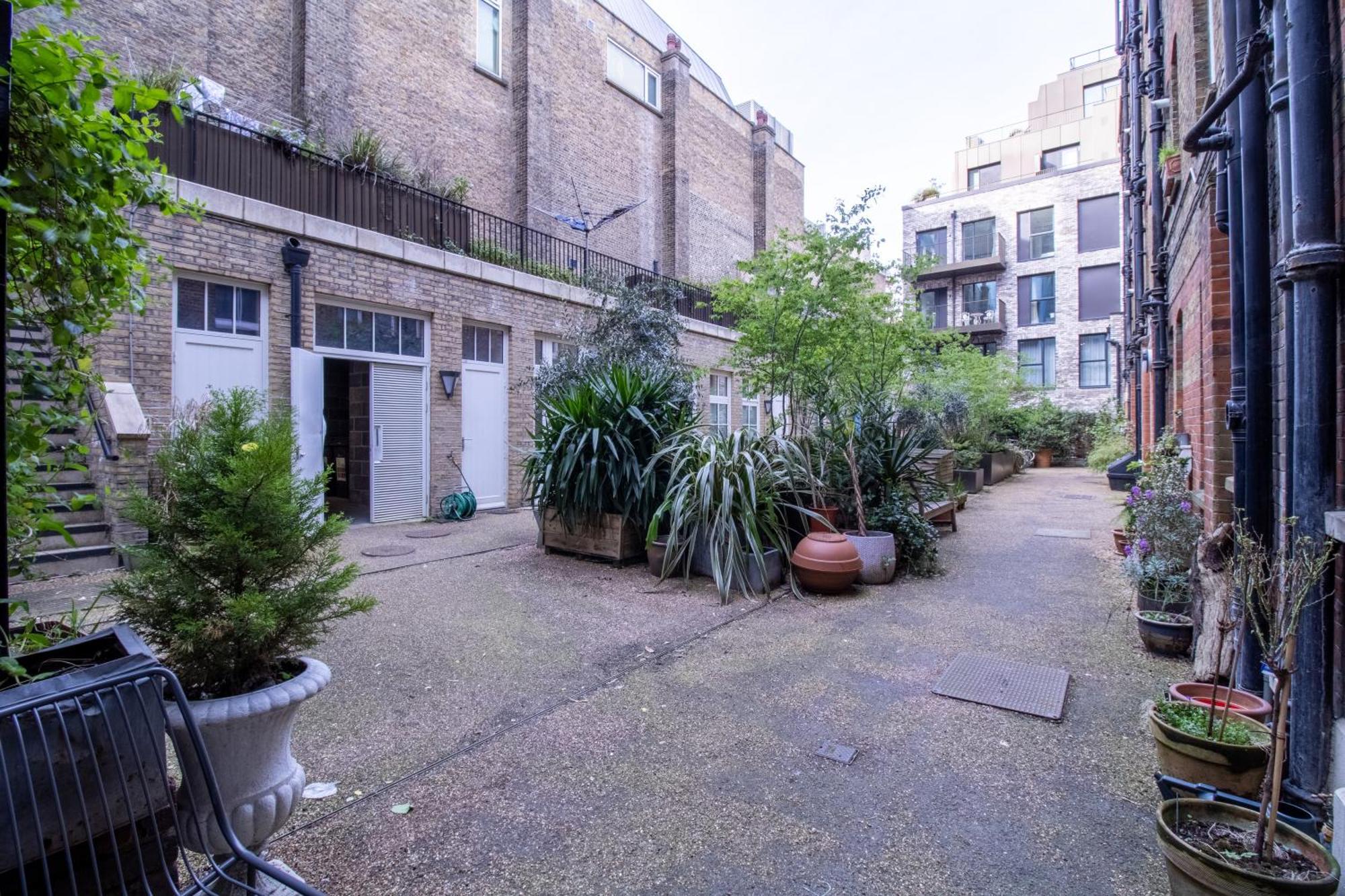 Chic Urban Retreat 1 Bedroom Gem In Covent Garden Лондон Экстерьер фото